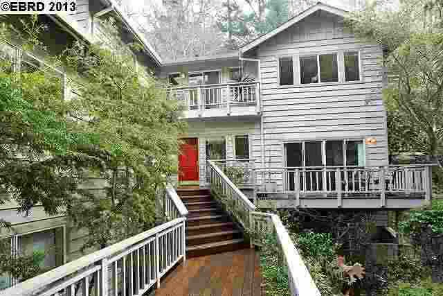 6456 Pinehaven Rd, Oakland, California 94611-1246