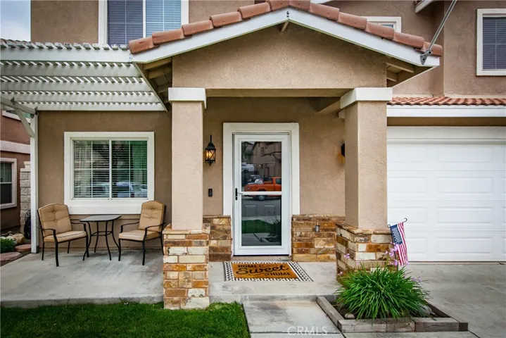 7188 Plum Tree Place, Fontana, California 92336