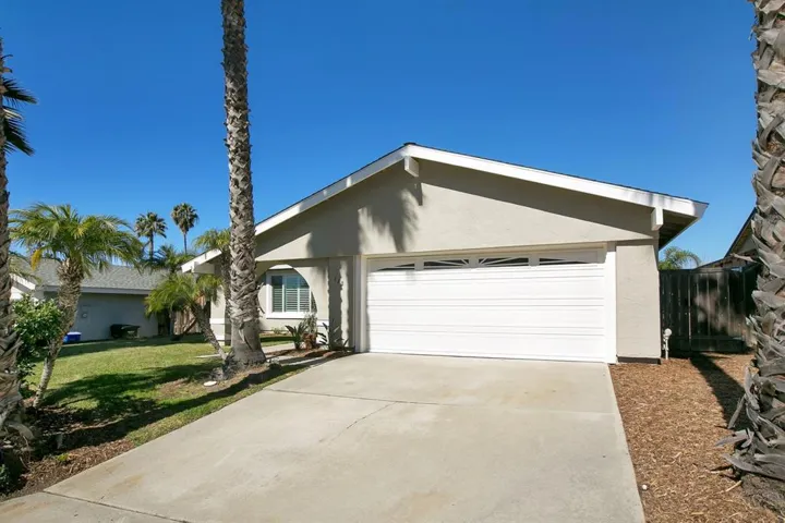 110 Five Crowns Way, Encinitas, California 92024