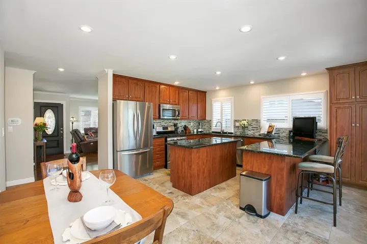 110 Five Crowns Way, Encinitas, California 92024