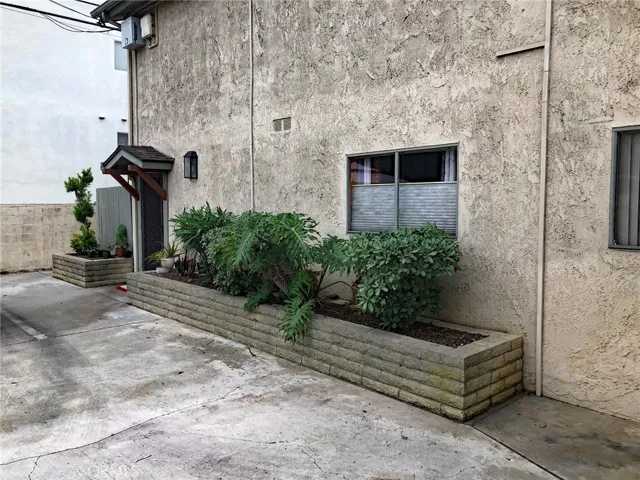 360 Obispo Avenue 8, Long Beach, California 90814