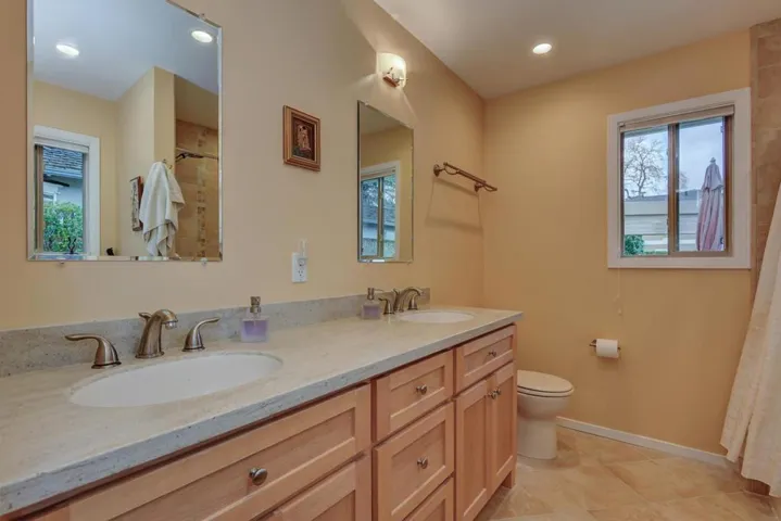 1825 Cedar Street, San Carlos, California 94070