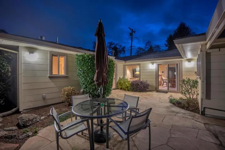 1825 Cedar Street, San Carlos, California 94070