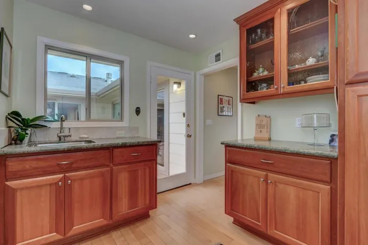 1825 Cedar Street, San Carlos, California 94070