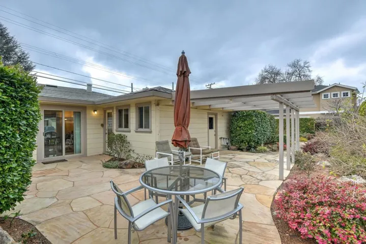 1825 Cedar Street, San Carlos, California 94070