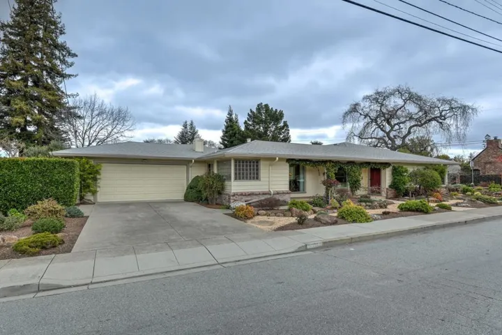 1825 Cedar Street, San Carlos, California 94070