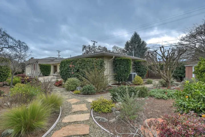 1825 Cedar Street, San Carlos, California 94070