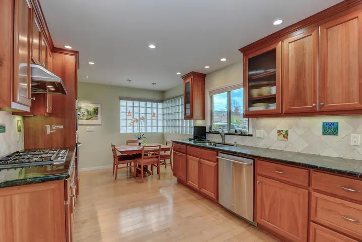1825 Cedar Street, San Carlos, California 94070