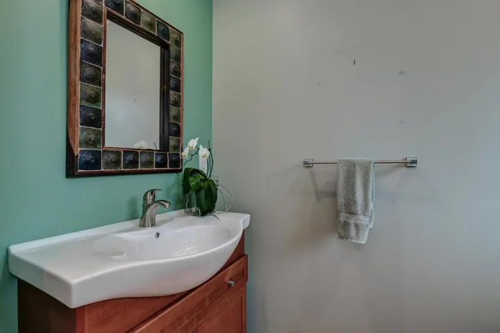1825 Cedar Street, San Carlos, California 94070