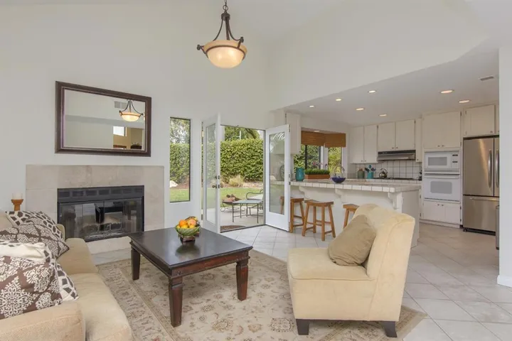 1011 Monterey Vista Way, Encinitas, California 92024