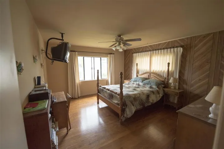 5341 E Falls View, San Diego, California 92115