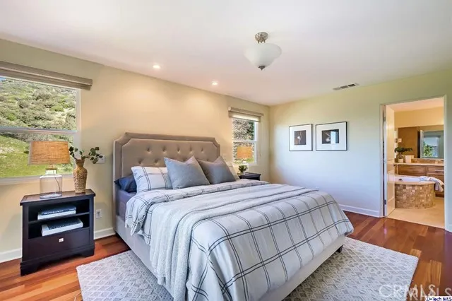 2255 Maurice Avenue, La Crescenta, California 91214