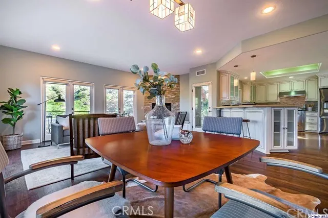 2255 Maurice Avenue, La Crescenta, California 91214