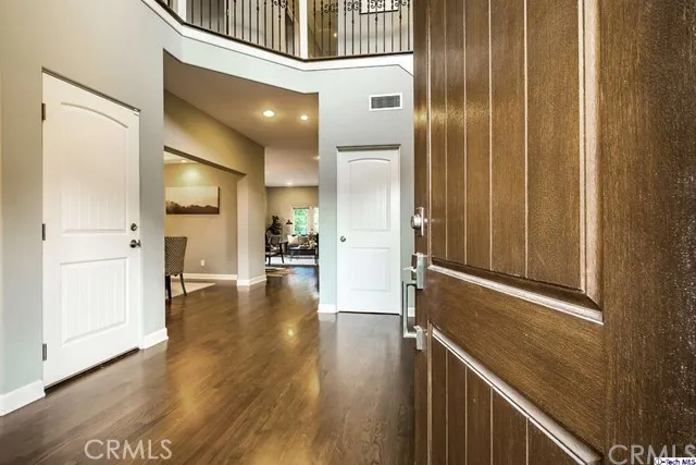 2255 Maurice Avenue, La Crescenta, California 91214