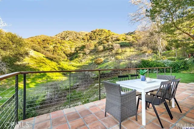 2255 Maurice Avenue, La Crescenta, California 91214