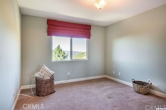 2255 Maurice Avenue, La Crescenta, California 91214