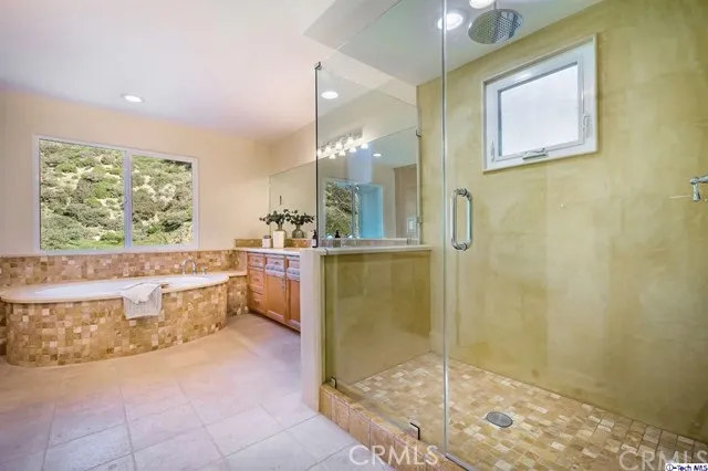 2255 Maurice Avenue, La Crescenta, California 91214