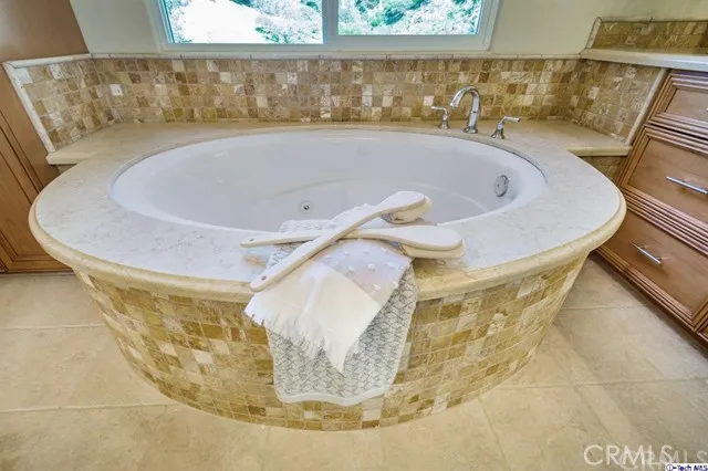 2255 Maurice Avenue, La Crescenta, California 91214