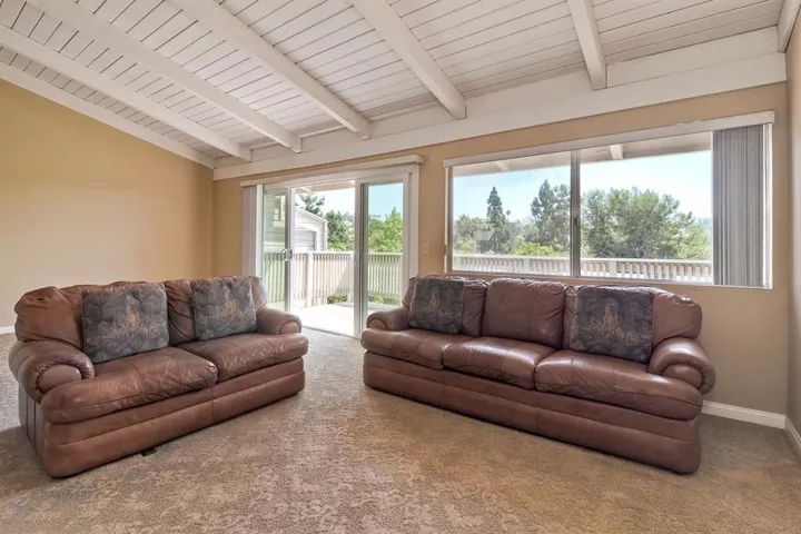 2884 Luciernaga St, Carlsbad, California 92009