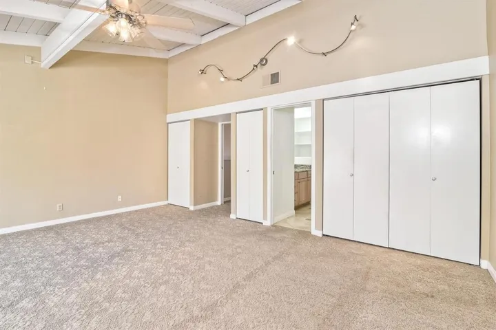 2884 Luciernaga St, Carlsbad, California 92009