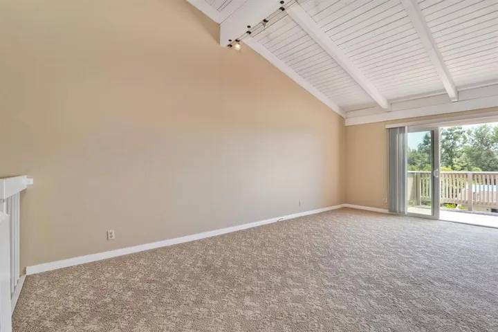 2884 Luciernaga St, Carlsbad, California 92009