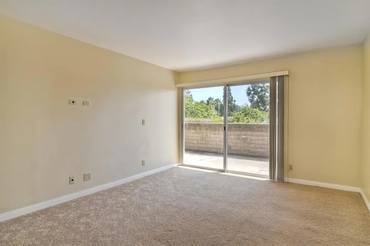 2884 Luciernaga St, Carlsbad, California 92009