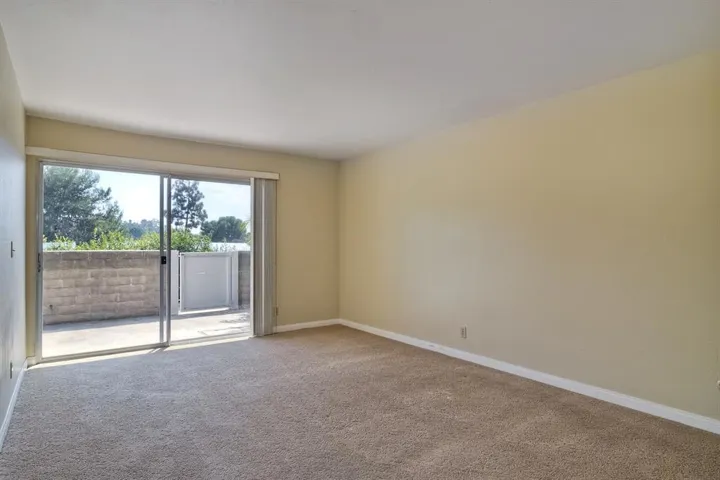 2884 Luciernaga St, Carlsbad, California 92009