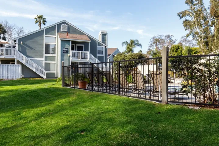 1941 Wellington Lane 7, Vista, California 92081