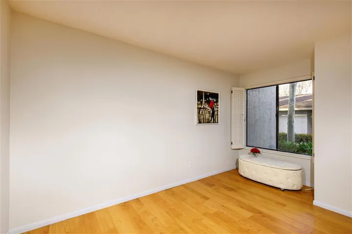 1941 Wellington Lane 7, Vista, California 92081