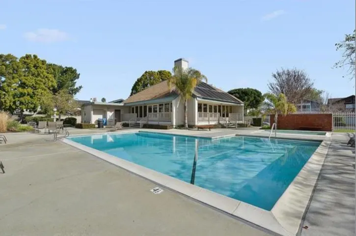 835 Columba Lane, Foster City, California 94404