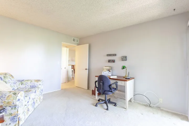 448 N Bellflower Boulevard 302, Long Beach, California 90814