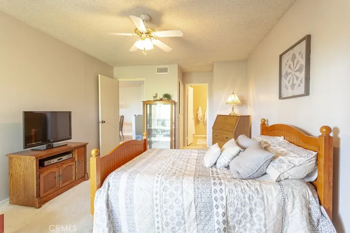 448 N Bellflower Boulevard 302, Long Beach, California 90814