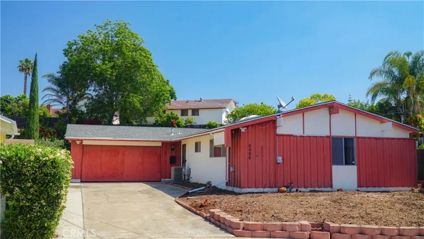 6986 Lalley Lane, La Mesa, California 92119