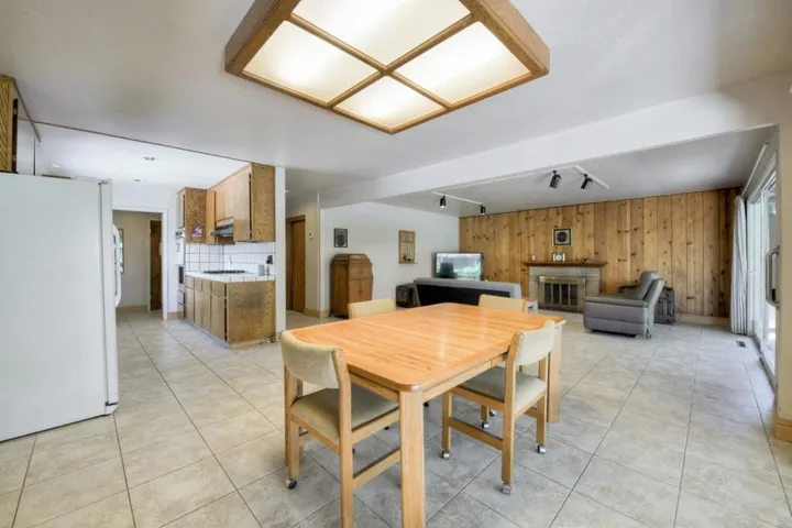 371 Lowell Drive, Santa Clara, California 95051