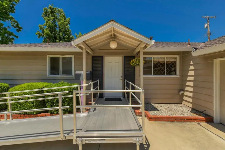 371 Lowell Drive, Santa Clara, California 95051