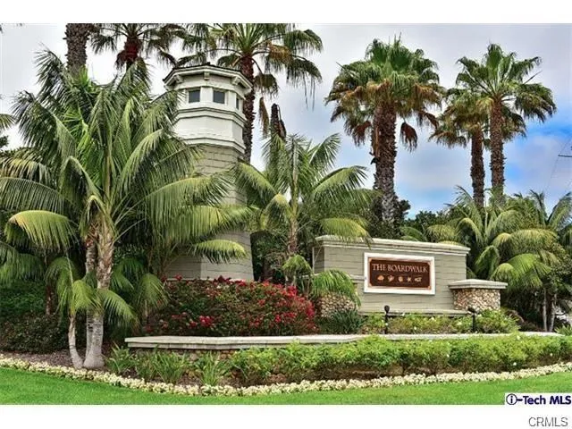 6245 Pacific Pointe Drive Unit 27, Huntington Beach, California 92648