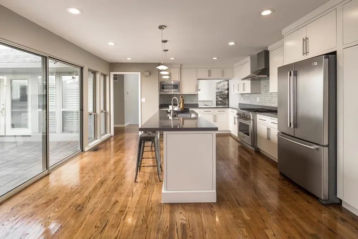 18 Alverno Court, Redwood City, California 94061