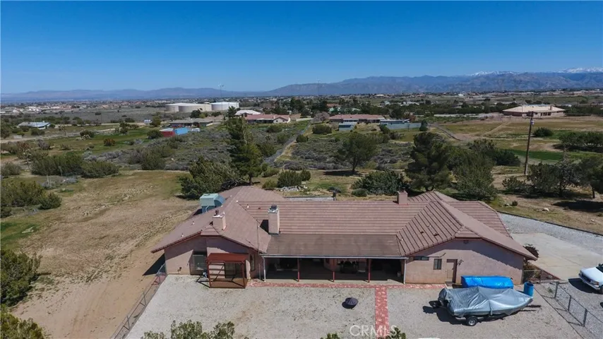 11778 Buffalo Road, Oak Hills, California 92344