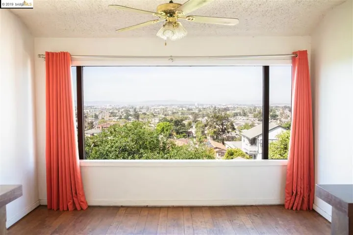 9331 Burr St, Oakland, California 94605