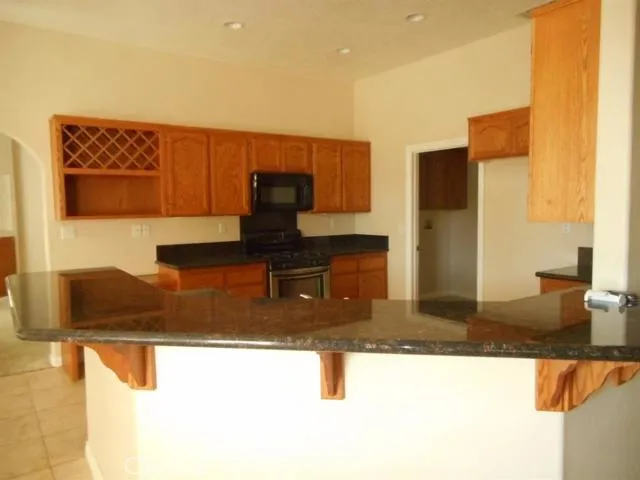 9990 9th Avenue, Hesperia, California 92345