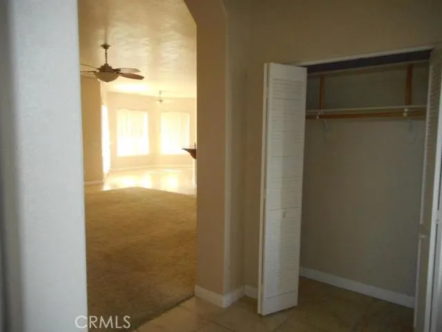9990 9th Avenue, Hesperia, California 92345