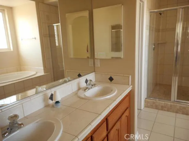 9990 9th Avenue, Hesperia, California 92345