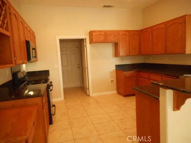 9990 9th Avenue, Hesperia, California 92345