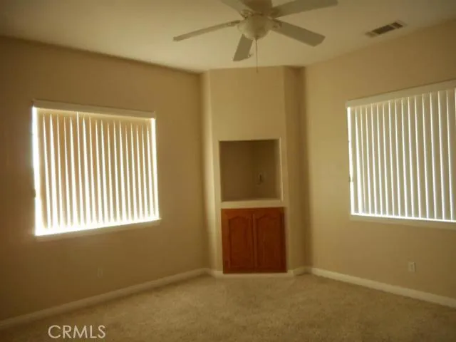 9990 9th Avenue, Hesperia, California 92345