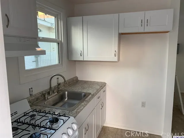 410 N Adams Street B, Glendale, California 91206