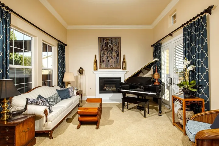 7086 Corintia St, Carlsbad, California 92009