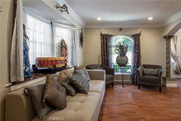 209 N Grove Street, Redlands, California 92374