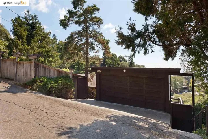 1076 Sterling Ave., Berkeley, California 94708