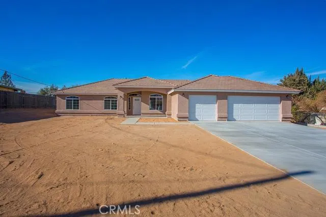 9516 Timberlane Avenue, Hesperia, California 92345