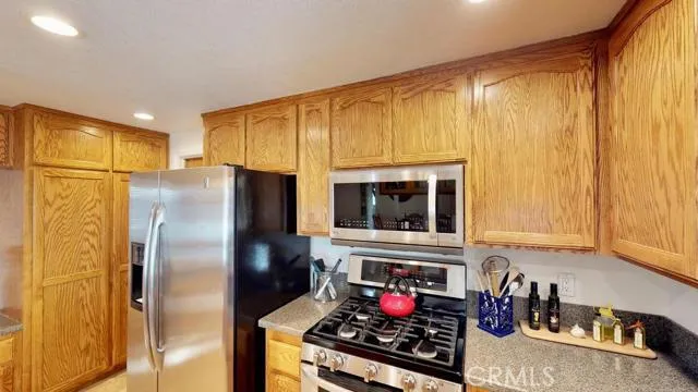 7679 San Bruno Avenue, Hesperia, California 92345